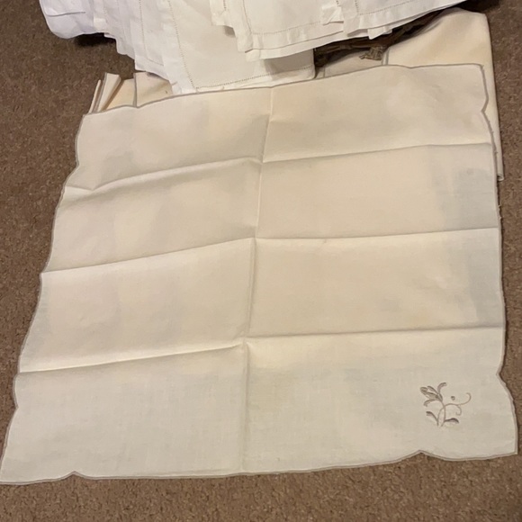 🧺Set of Antique Linen Napkins/ Placemats - Picture 3 of 8